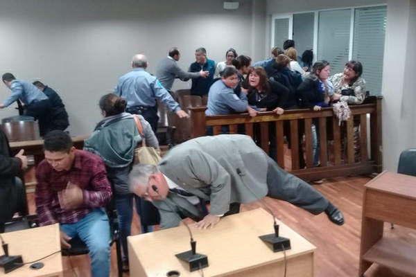 Escaacutendalo tras la condena por homicidio a Bruno aacutevila y la absolucioacuten de sus hermanos