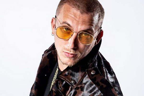 Antes de su debut en el Bailando  El Polaco cantaraacute en Santiago  