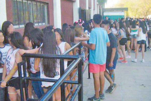 La comuna inspeccionaraacute los locales donde se realizaraacuten las proacuteximas estudiantinas