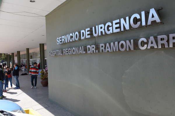 Ordenan apresar a un hombre que atacoacute con un machete a su pareja