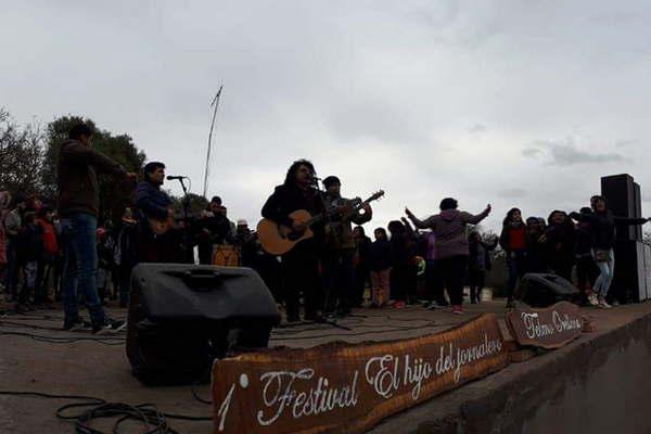 La comunidad de Coro Pampa celebroacute el Primer Festival del Hijo del Jornalero en honor a los copleros