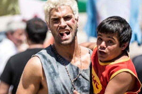 Los fans van a extrantildear las historias de la serie El Marginal 2