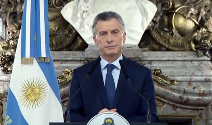 Video Macri- Pareciacutea que veniacuteamos bien y sentimos que volvemos para atraacutes