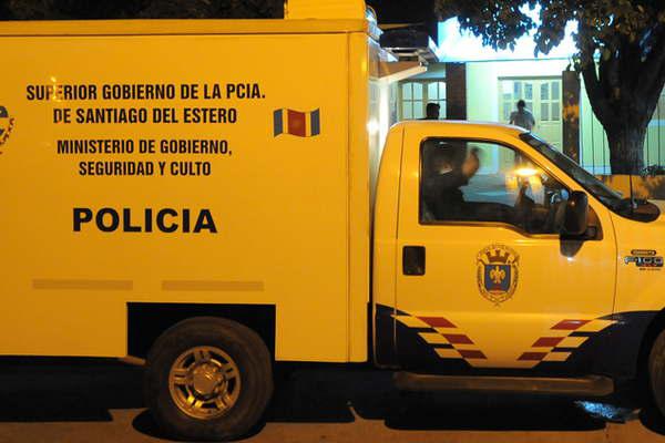 Llegaron a su casa y encontraron sin vida a su hija en su habitacioacuten