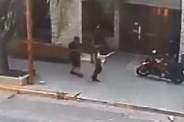 Presentan video del homicidio de un joven ultimado por pedir un cigarrillo en la calle