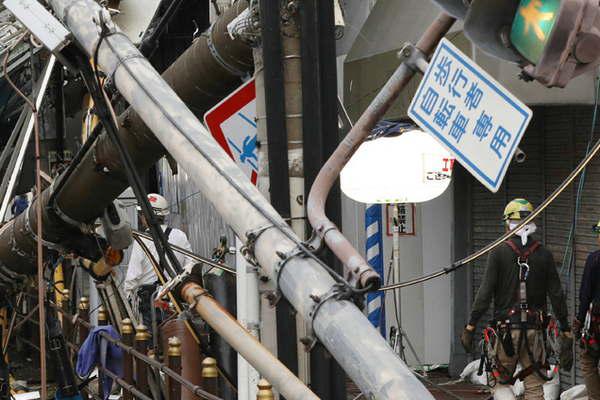 El tifoacuten Jebi golpea con violencia el oeste nipoacuten