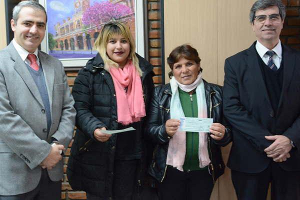 Hamburgo Compantildeiacutea de Seguros volvioacute a premiar a sus afiliados al diacutea