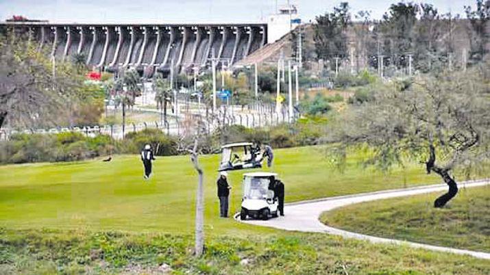 La flamante cancha del Termas de Riacuteo Hondo Golf Club otro espacio uacutenico para disfrutar