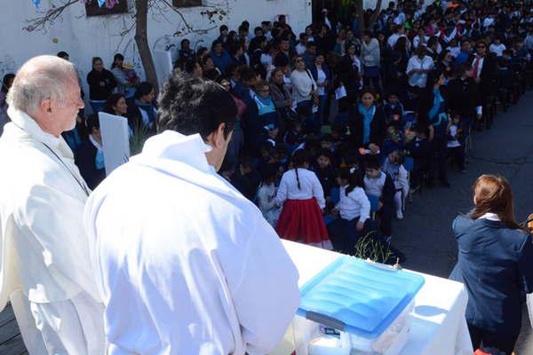 La comunidad de Santa Dorotea vivioacute una jornada especial en sus 55 antildeos 
