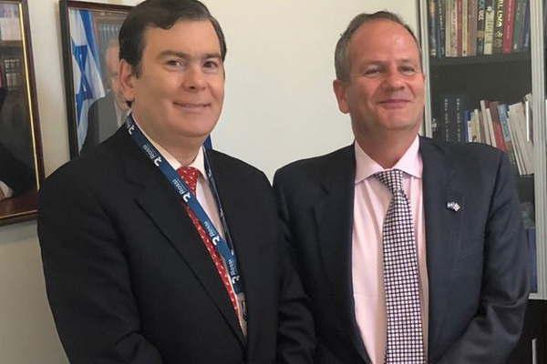 El gobernador Zamora se entrevistoacute con el embajador de Israel