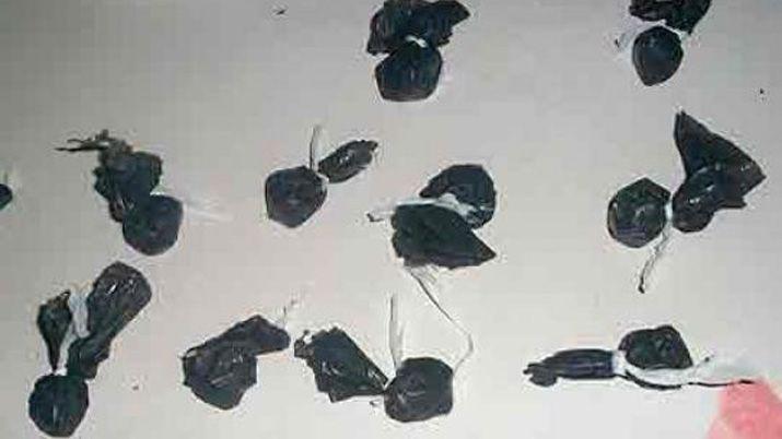 Aprehenden a un joven que teniacutea ocho envoltorios de marihuana