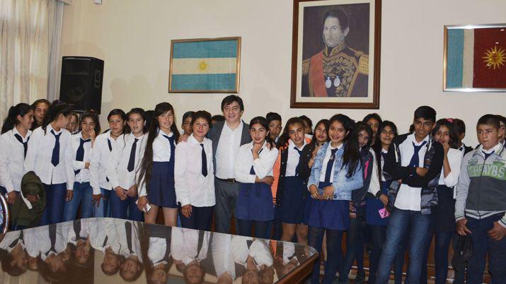 Alumnos de Villa Atamisqui visitaron Casa de Gobierno