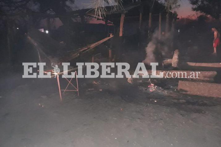 El siniestro provocó daños materiales en la carpintería de la localidad de Sach�yoj