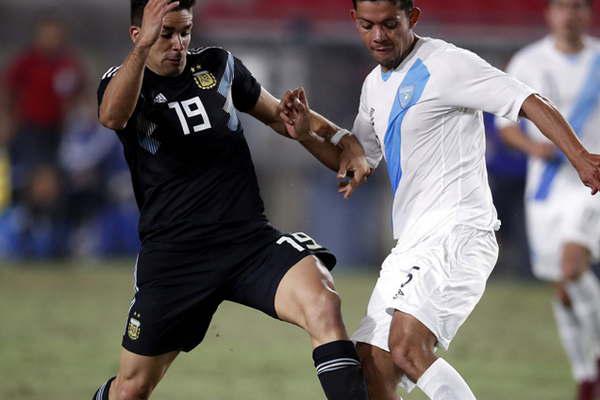 Giovanni Simeone feliz por continuar el legado de su padre