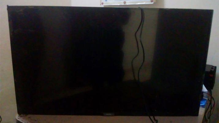 El ladrón tuvo que huir dejando el televisor