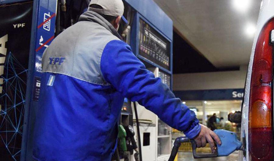 El combustible volveriacutea a aumentar esta semana