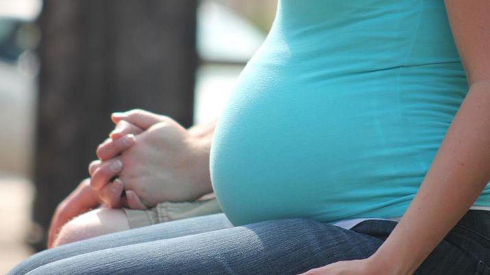 Embarazada denuncioacute que su ex la insultoacute y amenazoacute con matar a su novio