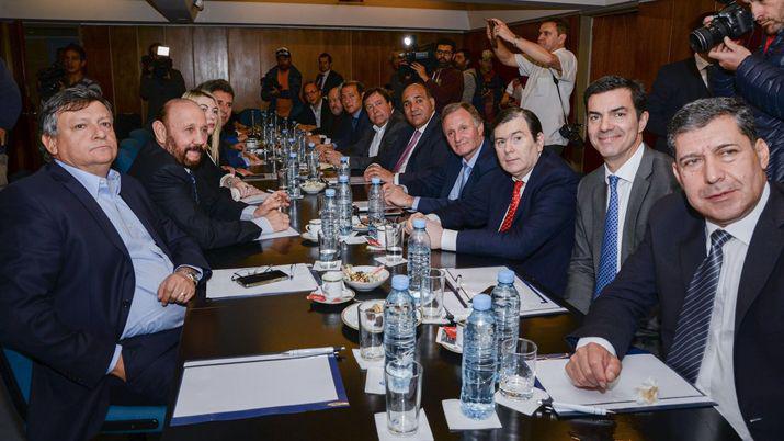 Frigerio se reunioacute con gobernadores en el Consejo Federal de Inversiones