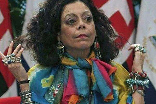 La esposa de Daniel Ortega llamoacute pelagatos a quienes protestan contra el reacutegimen en Nicaragua