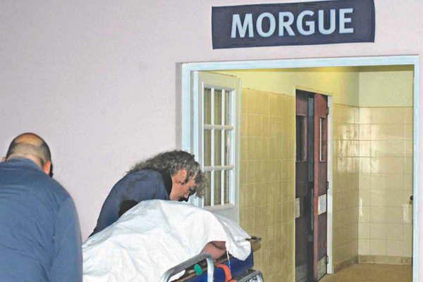 Una mujer encontroacute a su hijo ahorcado dentro de la casa