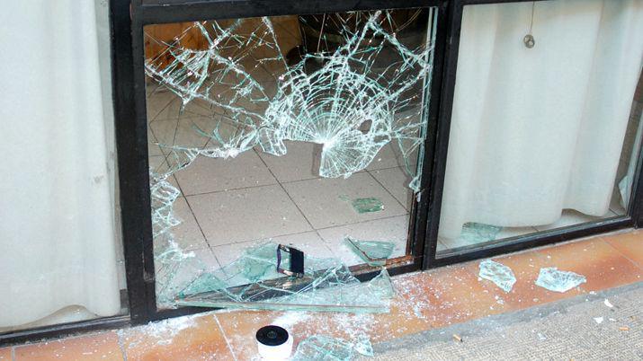 Mujer ahorcoacute a un ladroacuten que le pidioacute- No me haga nada estoy perdido