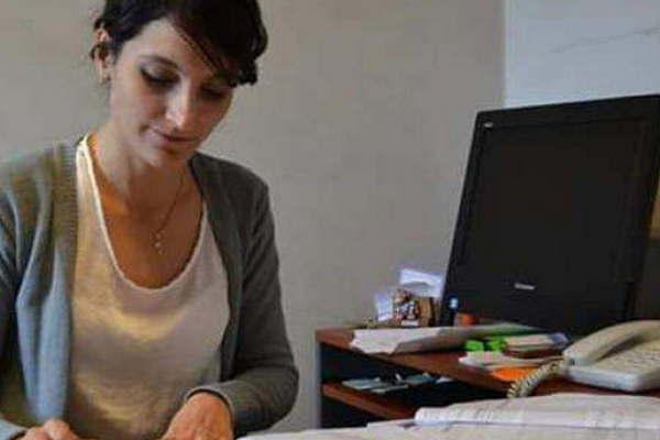 Una mujer amenazoacute de muerte con dos armas de fuego a su vecina