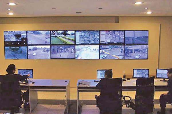 Detectaron picadas ilegales a traveacutes de caacutemaras de vigilancia y la policiacutea los detuvo