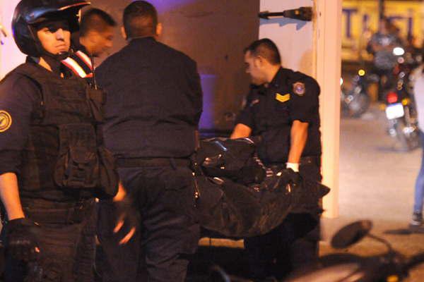 Ventilan en juicio el femicidio de Marilyn Meacutendez  la muerte de su hijo por nacer y las heridas del novio 