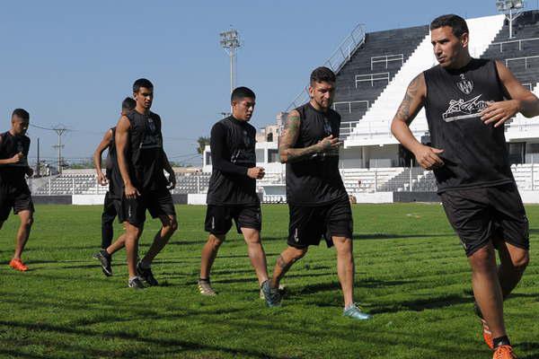 Coleoni recupera piezas para el juego ante el Verde