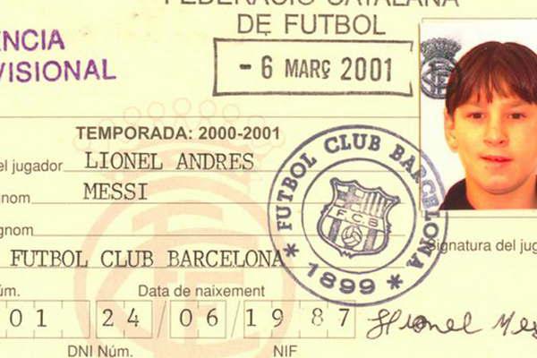 El homenaje del club a 18 antildeos de la llegada de Messi