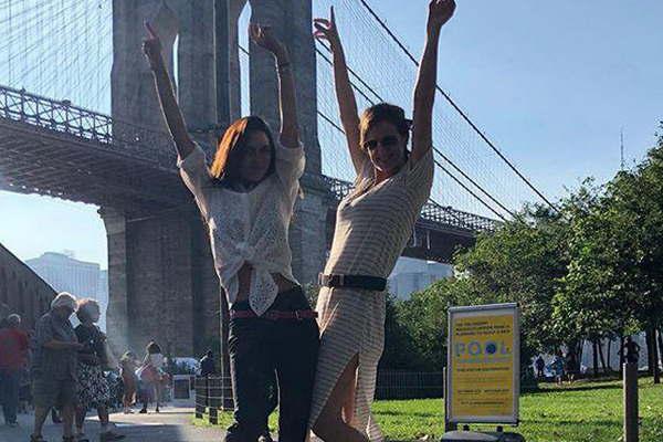 Zaira Nara y Paula Chaves solas en Nueva York  