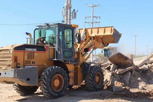 El municipio capitalino continuacutea erradicando minibasurales