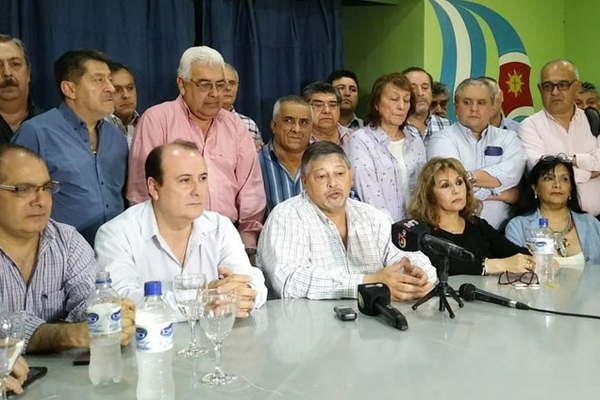 La CGT local acompantildearaacute el paro de actividades y transporte del martes 25