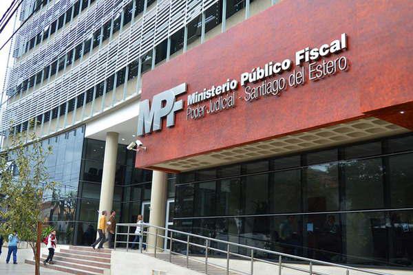 Jubilada denuncioacute que su pareja 30 antildeos menor la golpeoacute y mantuvo cautiva