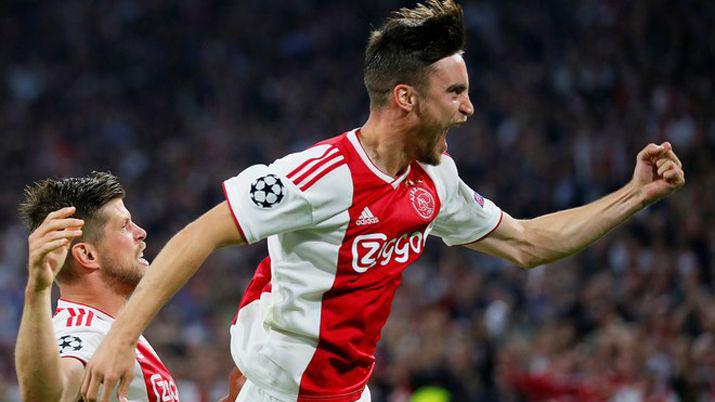 VIDEO  Tagliafico marcoacute dos goles y fue figura en el Ajax