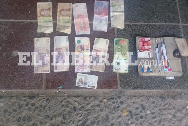 El dinero fue encontrado por el personal de Patrulla Urbana y selo hizo entrega a su propietaria