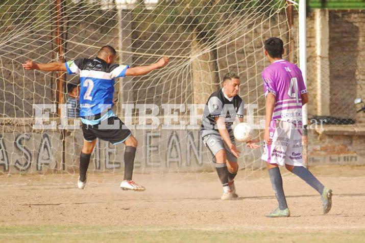 Los encuentros son organizados por la Asociación de Futbolistas Amateur Loretanos (AFAL)