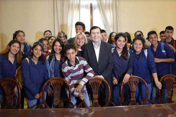 Los estudiantes de secundaria del Agrupamiento 86036 de El  Arenal del departamento Jiménez