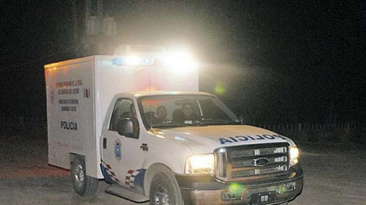 Un joven policiacutea murioacute tras dispararse en la cabeza