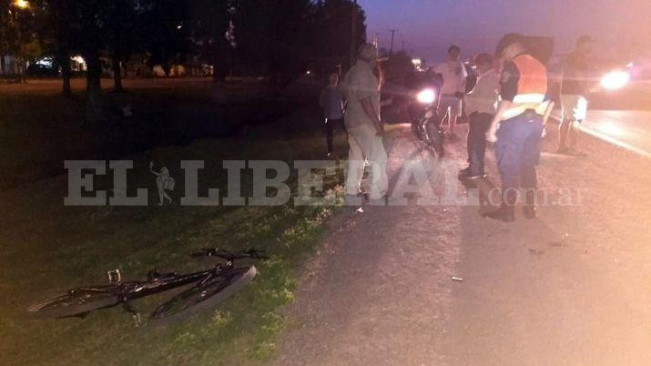 Ruta 34- violento choque entre ciclista y motociclista