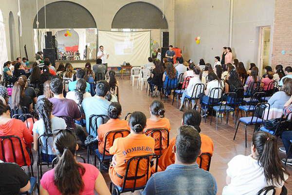 Con singular eacutexito el municipio realizoacute una jornada recreativa para personas con discapacidad auditiva