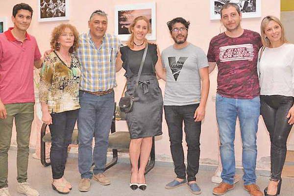Los fotoacutegrafos tuvieron una celebracioacuten especial de su diacutea con una muestra en la Casa del Bicentenario