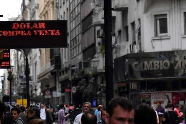 El doacutelar retomoacute la senda alcista y avanzoacute a 3817 pese a ventas del BCRA