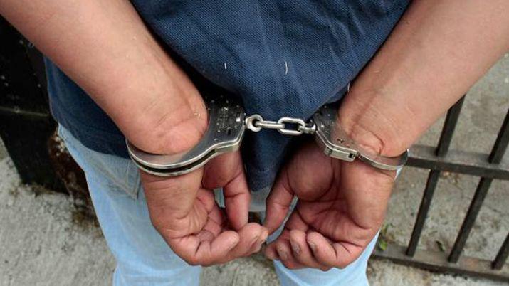 Atacoacute a su mujer porque no le permitioacute que se suicide