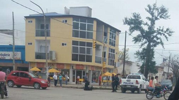 Añatuya- violenta colisión entre moto y auto arrojó tres heridos