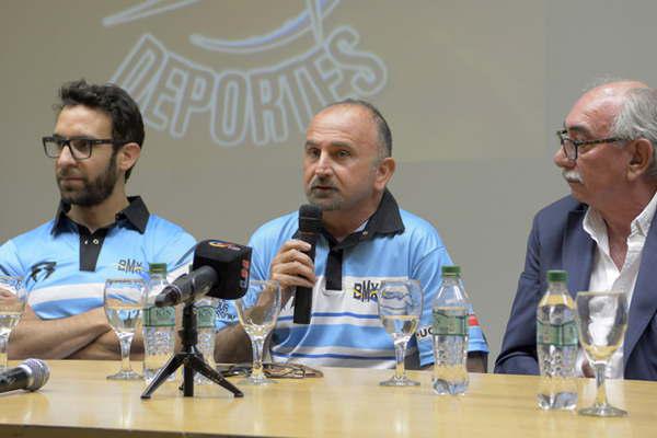 Se larga la accioacuten en la Catedral  
