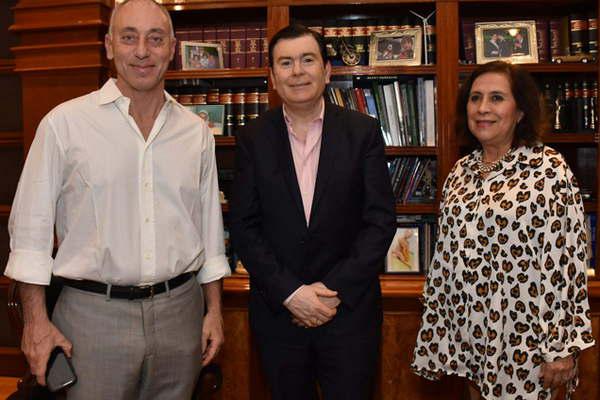 El gobernador recibioacute al representante nacional del programa Incluir Salud