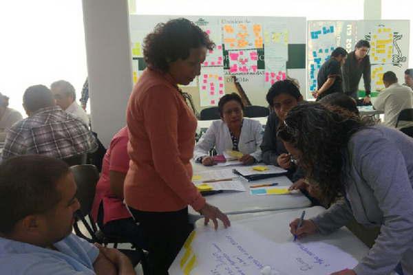 Adimyt brindaraacute un curso de capacitacioacuten para los docentes