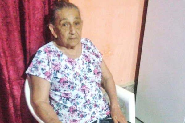Eacutel estaacute con Dios dijo la madre de otro soldado identificado en Malvinas