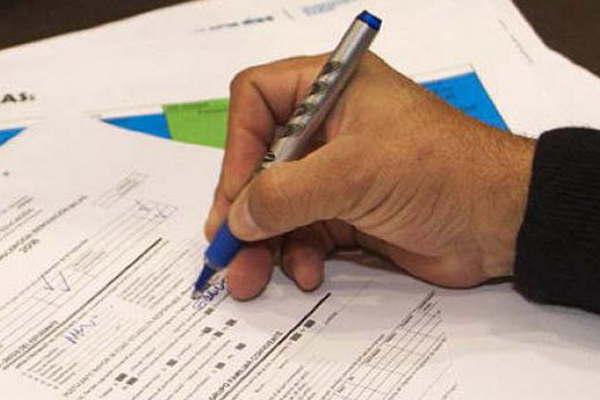 Cultura convoca a inscribirse para acceder a becas para la formacioacuten